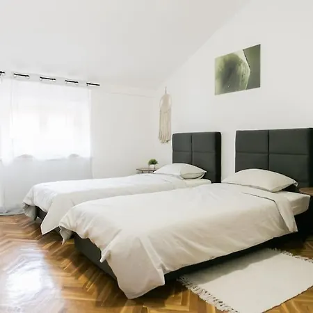 Urban Point - Centre Pet Friendly Crikvenica